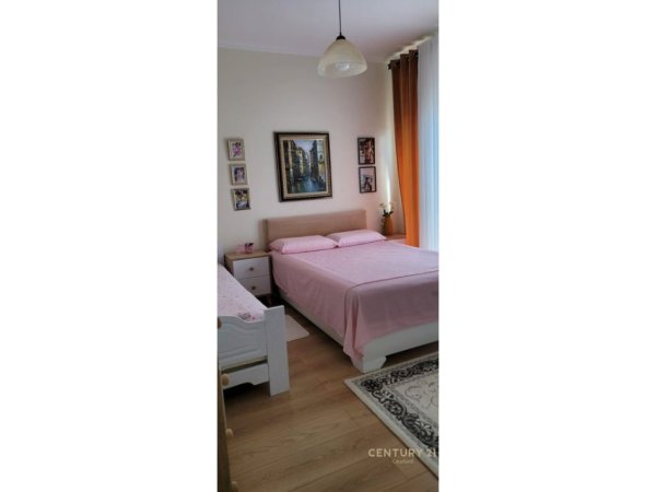 Durres, shitet apartament 1+1 Kati 4, 55 m² 80.000 € (Golem)