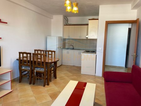 Durres, shitet apartament 1+1+Ballkon Kati 5, 70 m² 80.000 € 