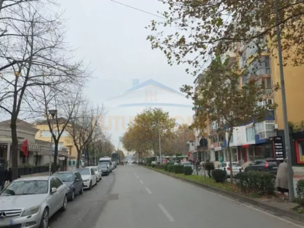 Tirane, shitet apartament 2+1+Ballkon Kati 2, 73 m² 165.000 € (Vasil Shanto)