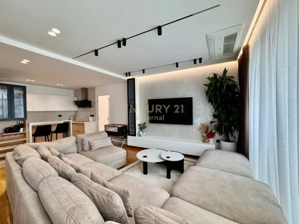 Tirane, shitet apartament 2+1+Aneks+Ballkon Kati 2, 125 m² 530.000 € (Lake View)