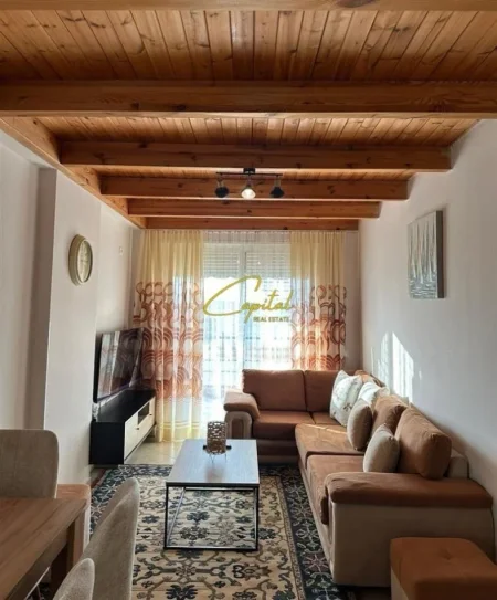 Tirane, jepet me qera apartament 2+1 Kati 6, 90 m² 520 € (FRESKU)