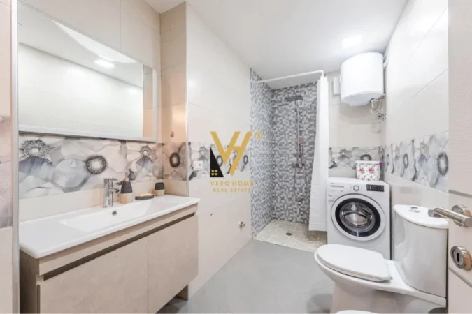 Tirane, jepet me qera apartament 2+1+Ballkon Kati 1, 114 m² 900 € (KOPSHTI ZOOLOGJIK)