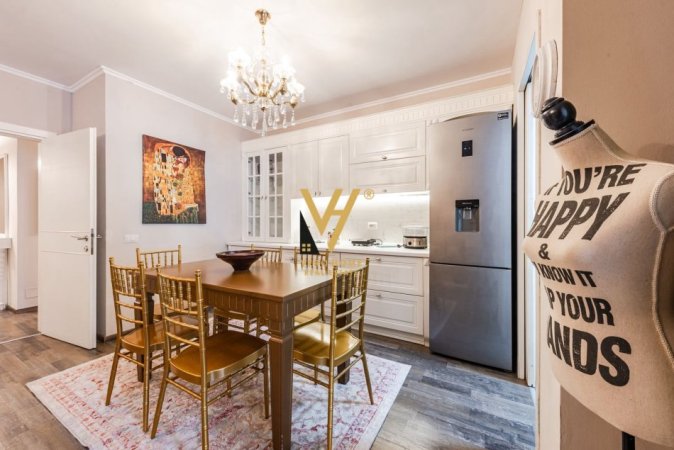 Tirane, jepet me qera apartament 2+1+Ballkon Kati 1, 114 m² 900 € (KOPSHTI ZOOLOGJIK)