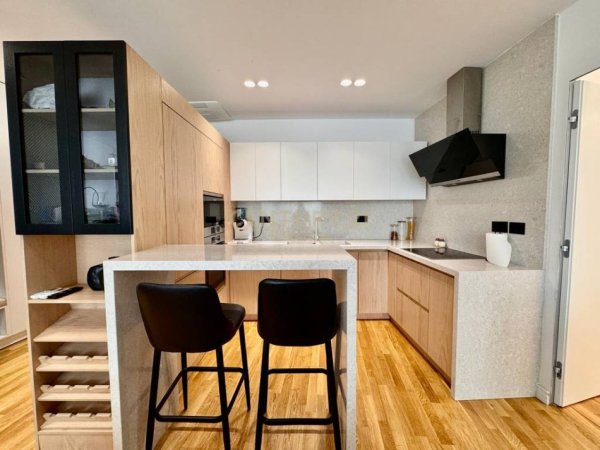 Tirane, shes apartament 2+1 Kati -2, 125 m² 530.000 € (Lake View)