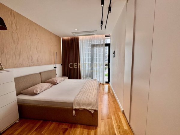 Tirane, shes apartament 2+1 Kati -2, 125 m² 530.000 € (Lake View)