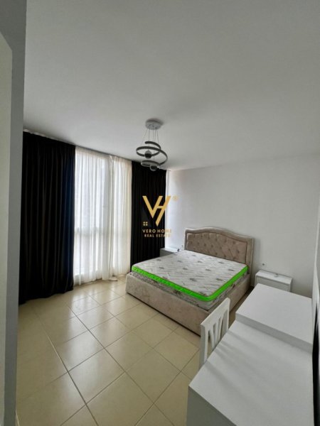 Tirane, jepet me qera apartament 2+1+Ballkon Kati 1, 95 m² 650 € (BULEVARDI I RI)