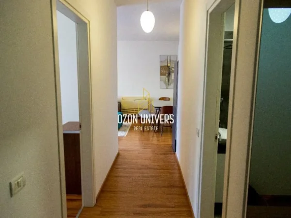 Tirane, jepet me qera apartament 2+1+Ballkon Kati 7, 97 m² 750 € (Green City Residence, Astir)