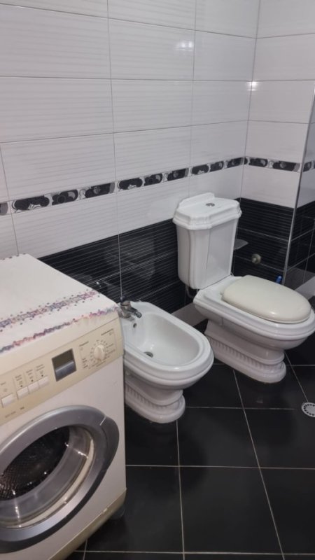 Tirane, jepet me qera apartament 1+1 Kati 5, 70 m² 550 € (don bosko)