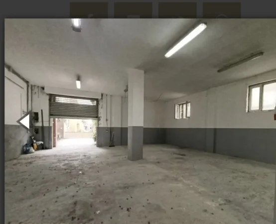 Tirane, jepet me qera magazine Kati 0, 280 m² 1.300 € (Siri Kodra)