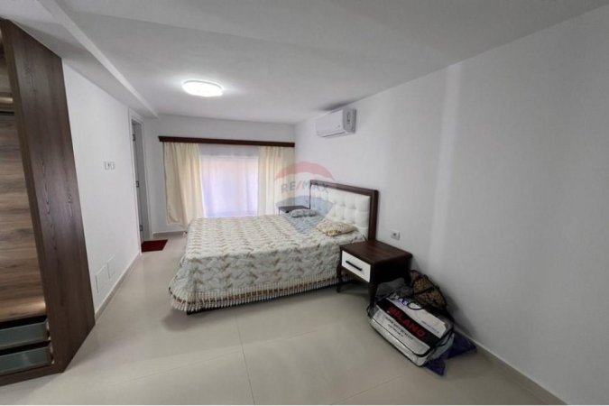 Tirane, jepet me qera apartament duplex 2+1+Aneks+Ballkon , 103 m² 800 € (Kodra e Diellit)