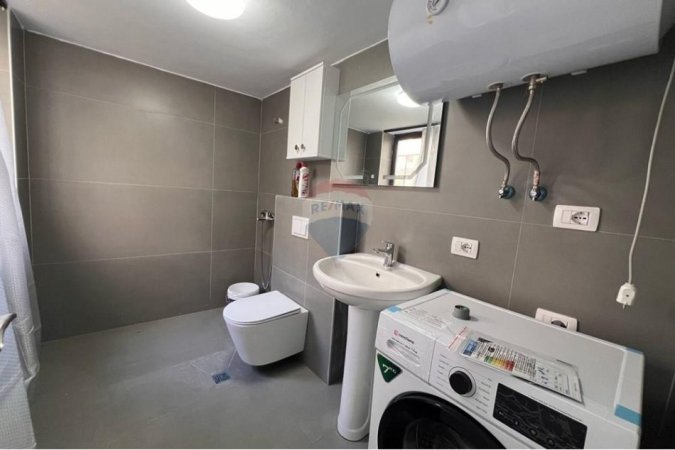 Tirane, jepet me qera apartament duplex 2+1+Aneks+Ballkon , 103 m² 800 € (Kodra e Diellit)