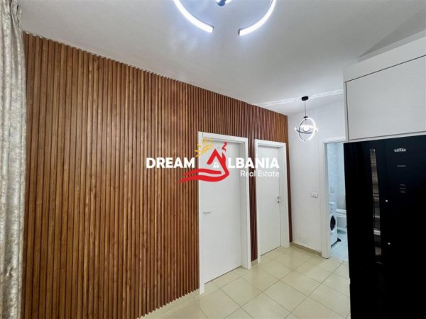 Tirane, jepet me qera apartament 2+1 , 92 m² 650 € (në Bulevardin e Ri, Pranë Rezidencës AVID)