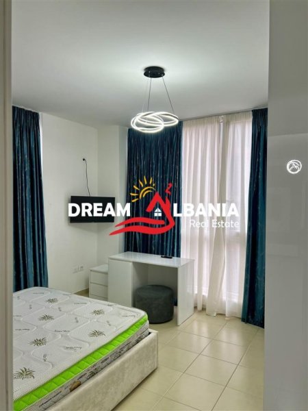 Tirane, jepet me qera apartament 2+1 , 92 m² 650 € (në Bulevardin e Ri, Pranë Rezidencës AVID)