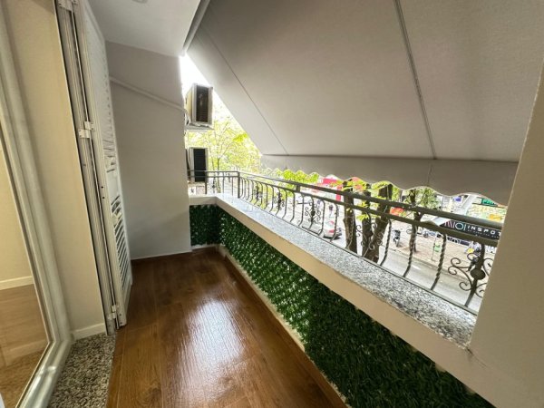 Tirane, shitet ambjent biznesi Kati 3, 97 m² (Blloku)