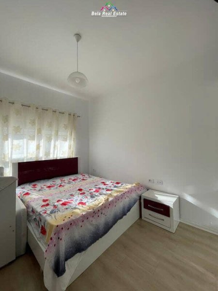 Tirane, jepet me qera apartament 2+1 Kati 5, 90 m² 500 € (Ali Demi)