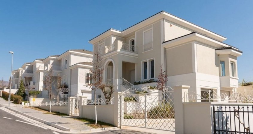 Tirane, shitet Vile 3 Katshe Kati 4, 490 m² 1.600.000 € (Rolling Hills)