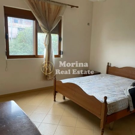 Tirane, jepet me qera apartament 2+1 Kati 3, 100 m² 500 € (Oxhaku)