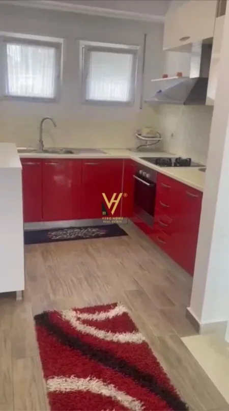 Tirane, jepet me qera apartament 2+1+Ballkon Kati 0, 111 m² 600 € (KODRA E DIELLIT)