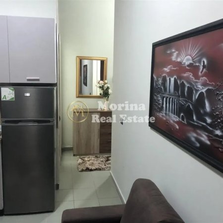 Tirane, jepet me qera apartament 1+1 Kati 3, 50 m² 500 € (Pazari Ri)