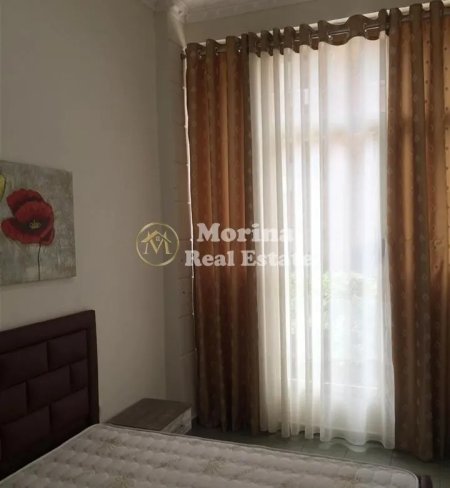 Tirane, jepet me qera apartament 1+1 Kati 3, 50 m² 500 € (Pazari Ri)