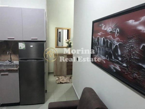 Tirane, jepet me qera apartament 1+1 Kati 3, 50 m² 500 € (Pazari Ri)