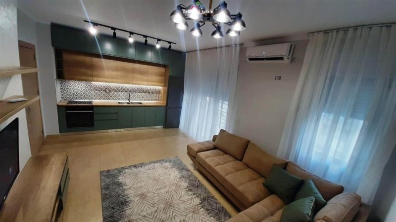 Tirane, jepet me qera apartament 1+1+BLK Kati 3, 68 m² 500 Euro (5 maji)