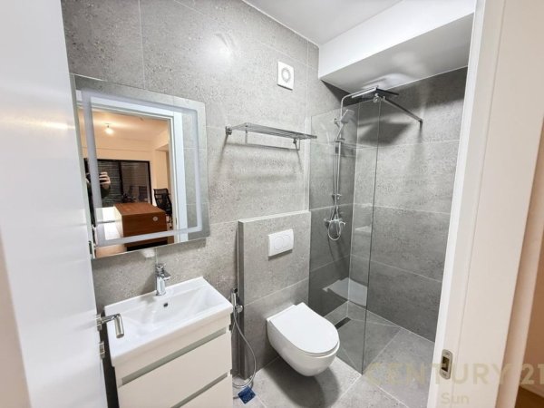 Tirane, jepet me qera zyre Kati 6, 117 m² 1.500 € 