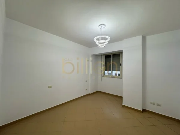 Durres, shitet apartament 2+1 Kati 3, 89 m² 92.500 € (golem /Restorant Shpiragu)