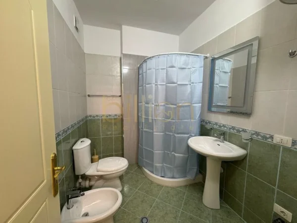 Durres, shitet apartament 2+1 Kati 3, 89 m² 92.500 € (golem /Restorant Shpiragu)