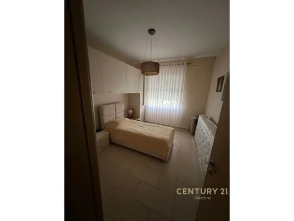 Tirane, shes apartament 2+1+Aneks+Ballkon Kati 3, 103 m² 185.000 € (Kopshti Zoologjik tek Xhamia)