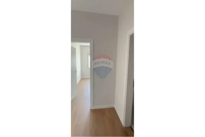 Tirane, shitet 1+1 Kati 7, 63 m² 95.000 € (Rruga Tom Plezha, Tiranë) ID: 530581007-69