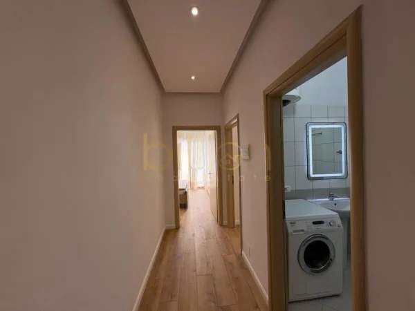 Tirane, shitet 1+1+Ballkon , 72 m² 145.000 € (Kodra e Diellit)
