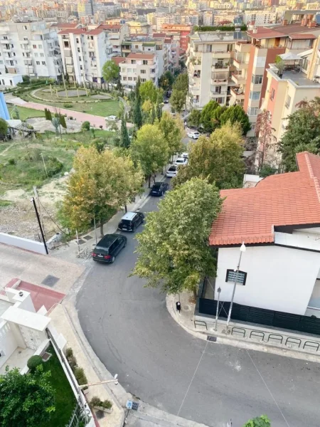 Tirane, shes apartament 1+1 , 78 m² 141.000 € (Kodra e diellit)