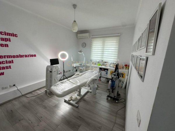 Tirane, jepet me qera zyre Kati 2, 66 m² 800 € (Myslym Shyri)