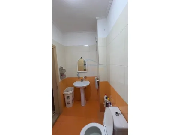 Tirane, shitet apartament 1+1+Ballkon Kati 3, 56 m² 120.000 € (Kodra e Diellit)