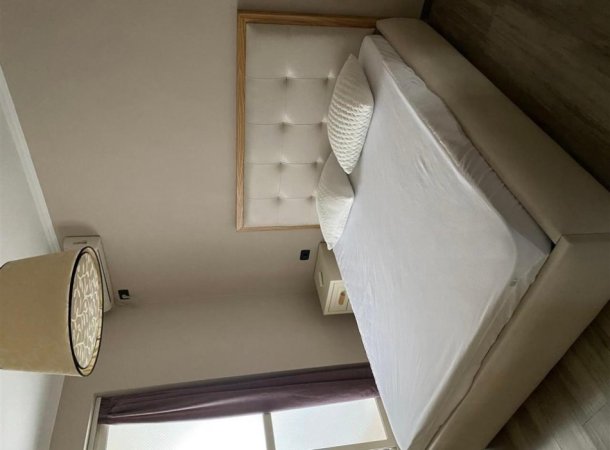 Tirane, jepet me qera apartament 2+1+Ballkon Kati 2, 90 m² 55.000 leke