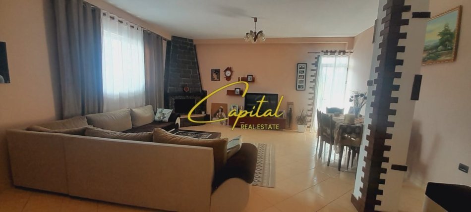 Tirane, shitet apartament 3+1 Kati 2, 155 m² 150.000 € (YZBERISHT)