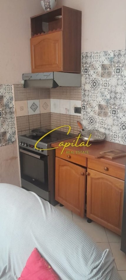 Tirane, shitet apartament 3+1 Kati 2, 155 m² 150.000 € (YZBERISHT)