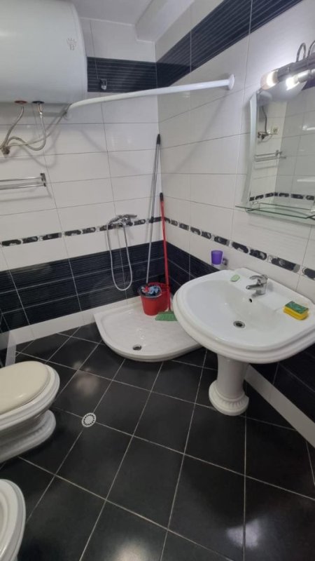 Tirane, jepet me qera apartament 1+1 Kati 5, 70 m² 550 € (DON BOSKO)