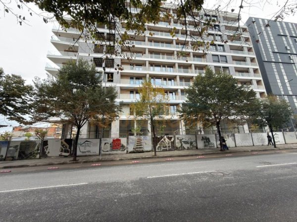 Tirane, shitet ambjent biznesi Kati 0, 35 m² 300.000 € 