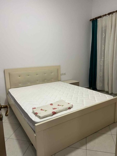 Tirane, jepet me qera apartament 2+1+Ballkon Kati 2, 480 € (ASTIR EJA STUDIO)
