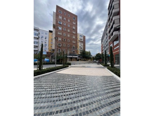 Tirane, shitet apartament 1+1+Ballkon Kati 8, 71 m² 167.000 € (Bulevardi Gjergj Fishta)