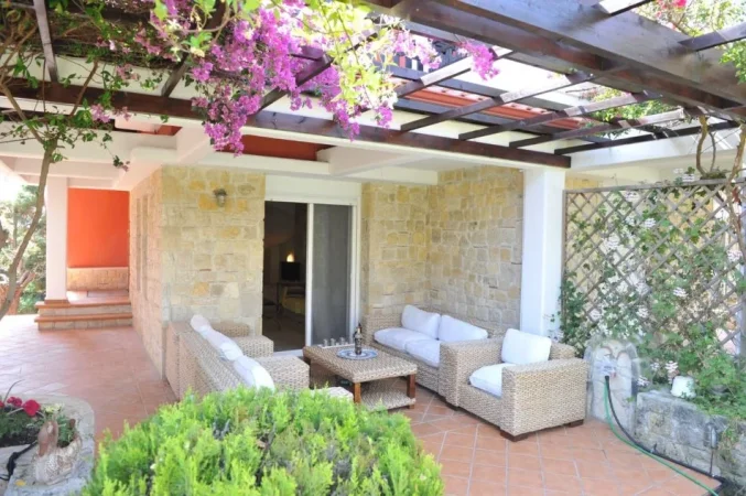 Greqi, shes Vile 3+1+oborr, 2 kate, 200 m² 470.000 € (Chalkidiki buze Detit)