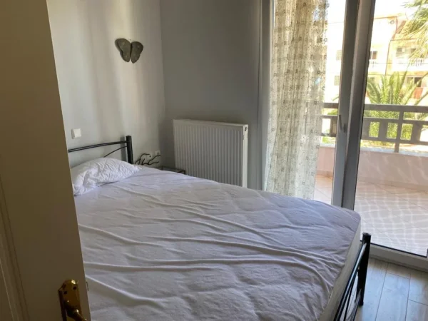 Greqi, shes Vile 3+1+oborr, 2 kate, 200 m² 470.000 € (Chalkidiki buze Detit)