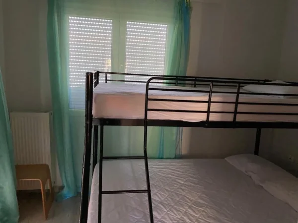 Greqi, shes Vile 3+1+oborr, 2 kate, 200 m² 470.000 € (Chalkidiki buze Detit)