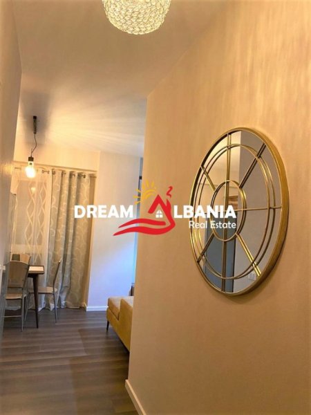 Tirane, jepet me qera apartament 1+1 , 70 m² 650 € (tek Kompleksi Delijorgji)