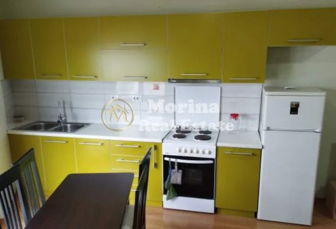 Tirane, jepet me qera apartament 1+1 Kati 10, 55 m² 450 € (21Dhjetori, te Kompleksi Magnet i Kontaktit)
