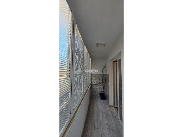 Tirane, jepet me qera apartament 1+1+Ballkon Kati 3, 50 m² 600 € (Rruga e Barrikadave)