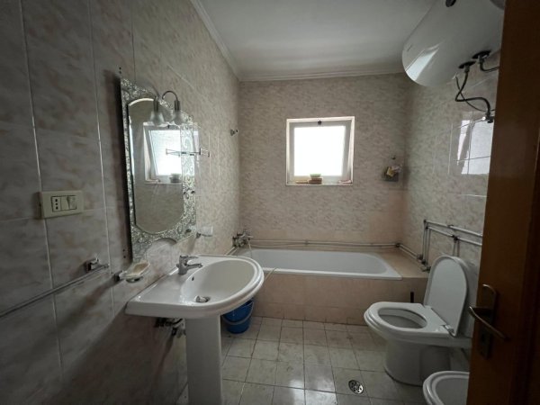 Tirane, shitet apartament 2+1 Kati 4, 81 m² 237.000 € (21 DHJETORI)