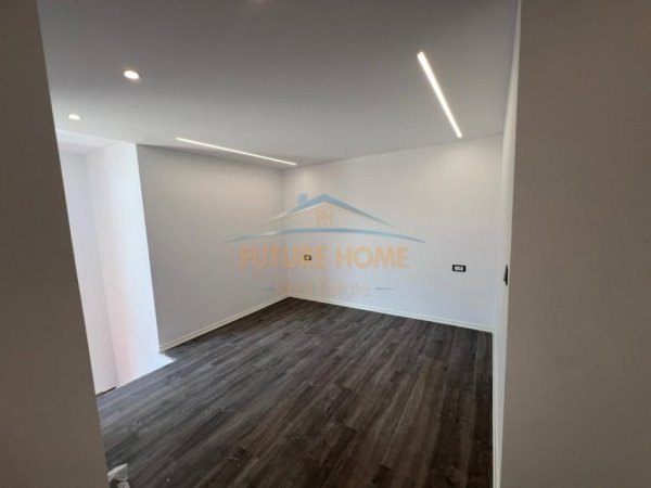 Tirane, shitet apartament duplex 1+1 Kati 1, 90 m² 130.000 € (GOLDEN PARK 3)